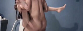 BEBYCinta Ngewe Berdiri