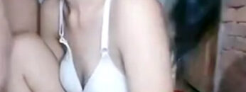 RESTY Live Di Sodok Mulutnya