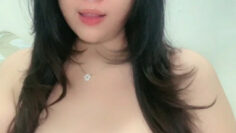 CHIKA Hot Pamer Toket Mantab