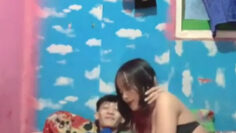 BUAT Konten Ngewe DI Kontrakan