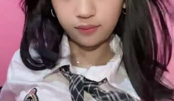 SHERLI Seragam Sekolah