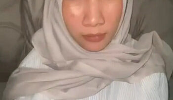 SKANDAL Pegawai Hijab Ngewe Di Losmen